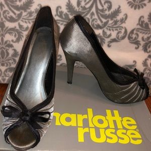Gray heels
